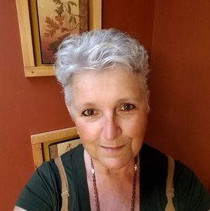 Meet your Posher, Heidi